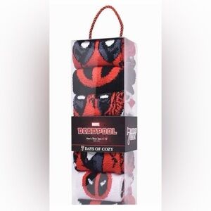 Marvel Deadpool Character Socks - men’s size 6-12